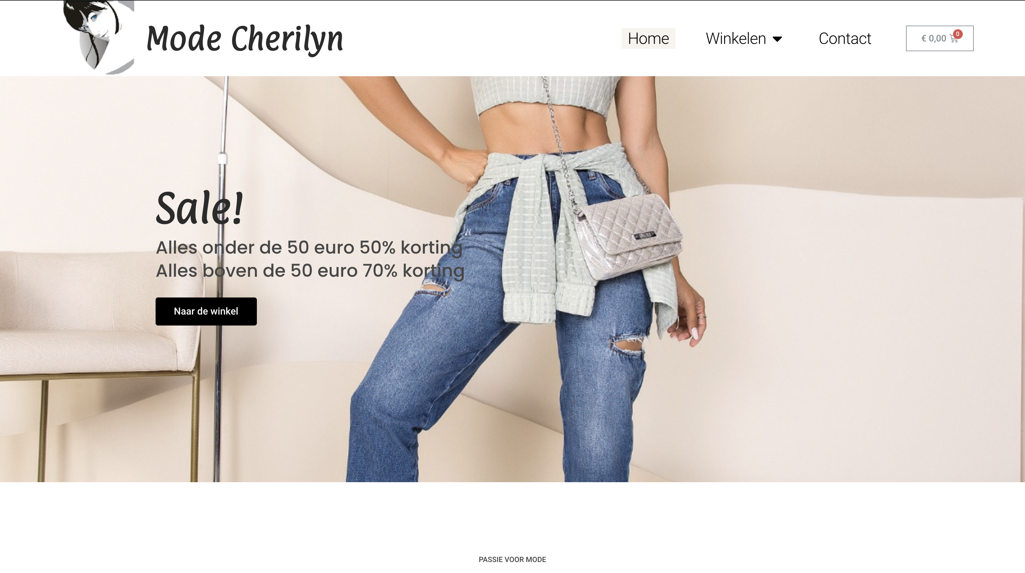 Homepagina mode cherilyn met grote banner van de benen van een vrouw en sale